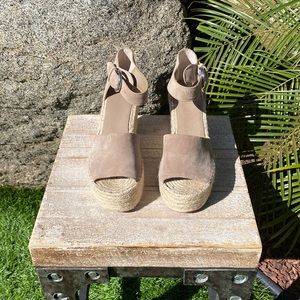 New MARC FISHER LTD wedge sandal. Color-Taupe Suede   Size-9